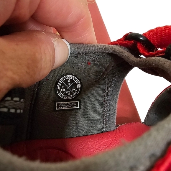 KIDS KEEN SEACAMP II CNX•Size 4 - Picture 6 of 14